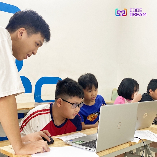 Ưu điểm của khóa học Công nghệ thông tin ngắn hạn